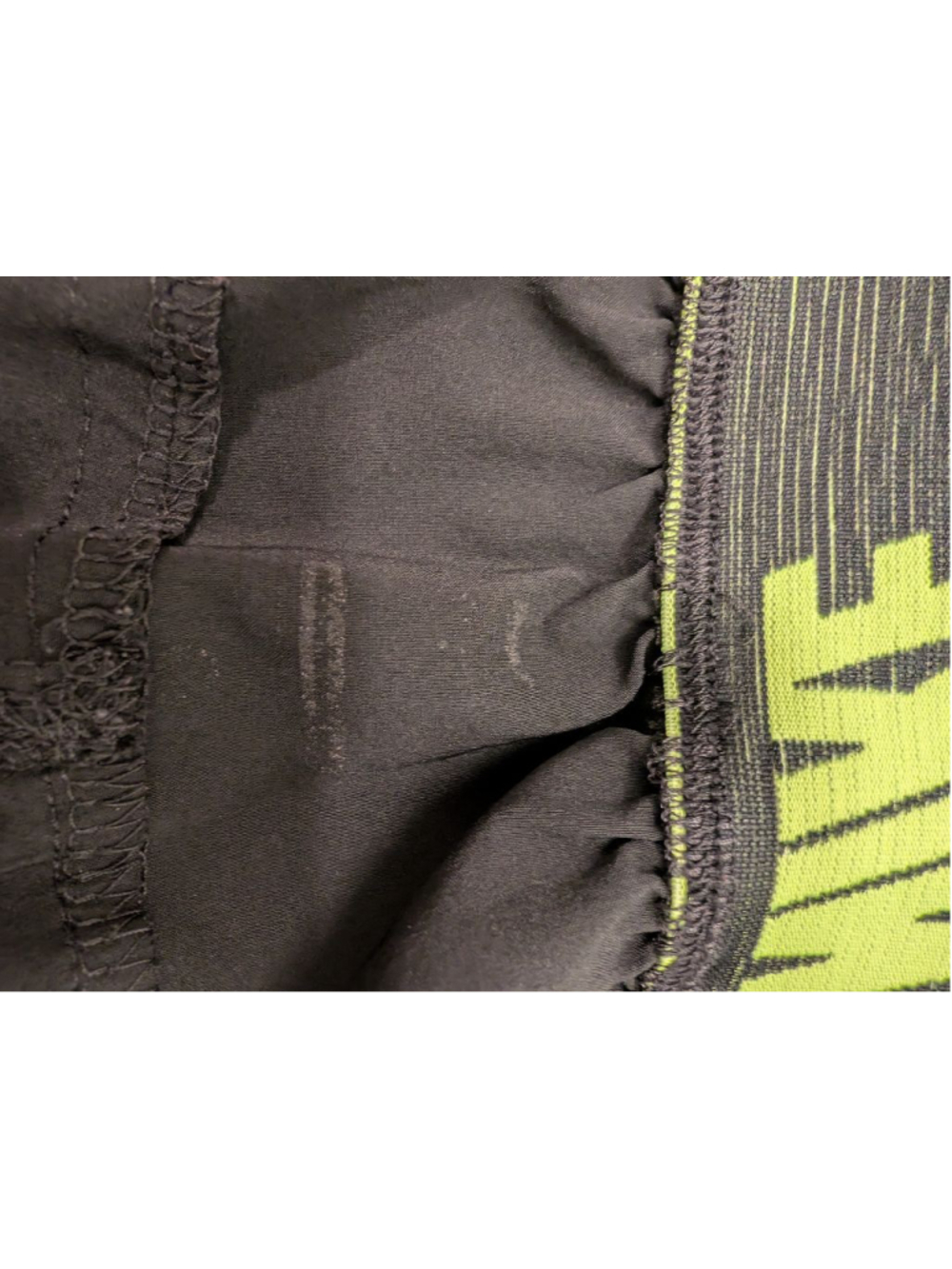 Nike Running Black Athletic 8" Shorts Green Embroidered Swoosh Zippered Pocket - Picture 4 of 7